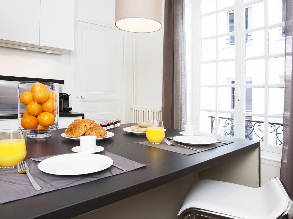 Livinparis - Luxury 2 Bedrooms Le Marais I Rom bilde